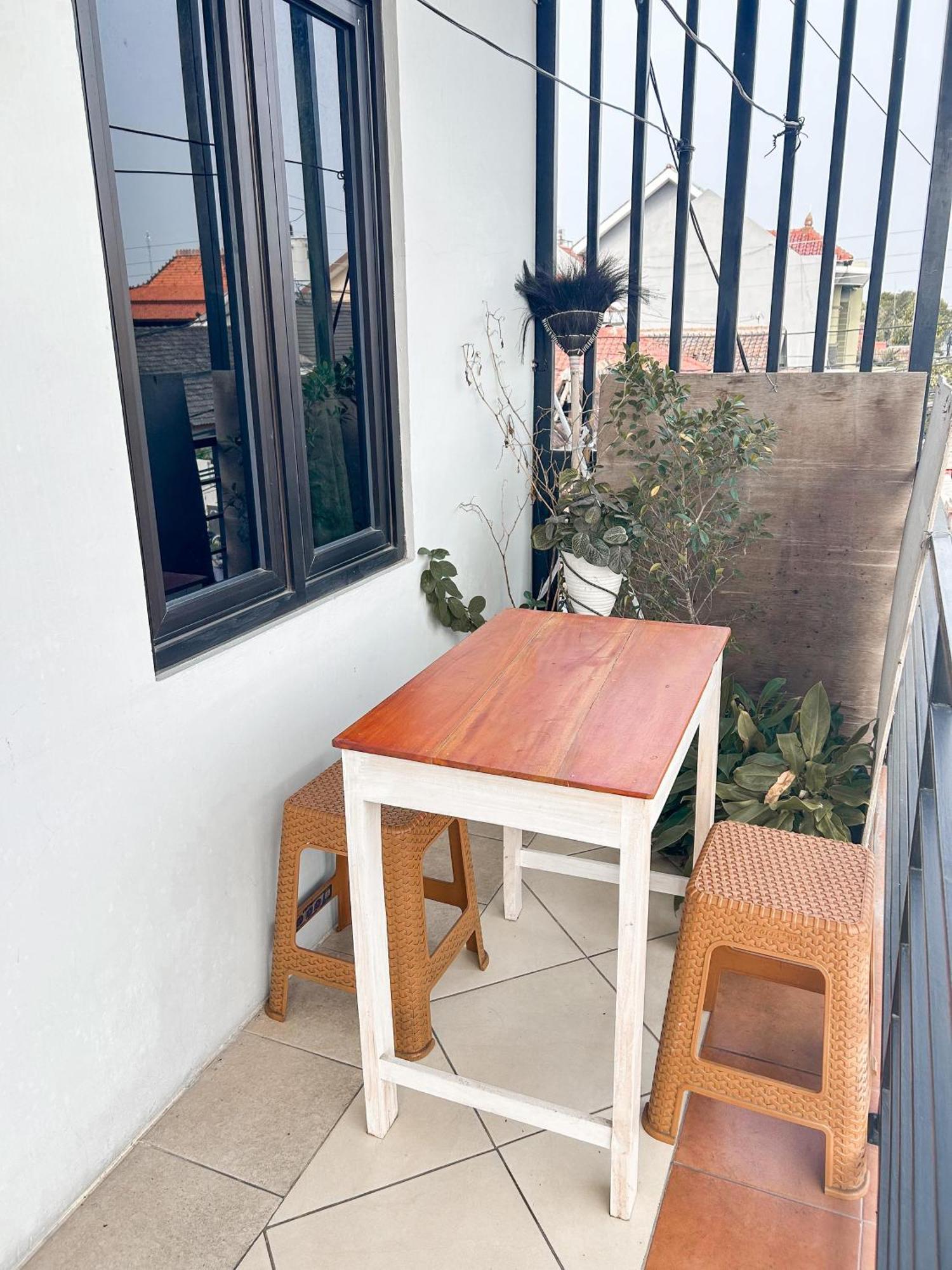 Rama Shinta Guest House & Coffee 요그야카르타 외부 사진